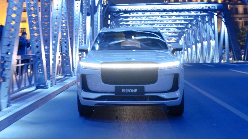 绿色版888集团ONE城市夜景